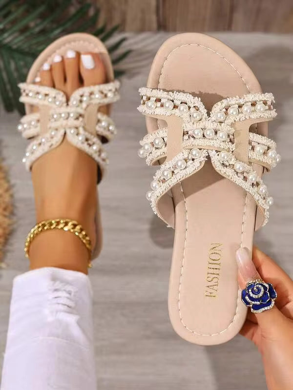 Women's Flat Sandals Vacation Style Beige Strap Pearl Fashion Slides New Beach Rhinestone Slippers 2026 Spring/Summer